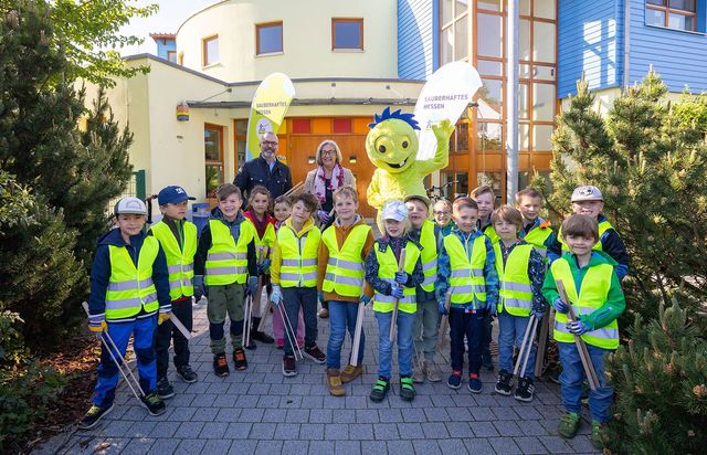 Sauberhafter Kindertag Gruppenfoto