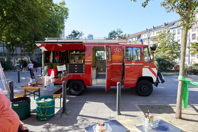 Bastelaktion "Aus Müll mach Neu!" der YS Kreativstation © Thomas Dickhardt-Wagner