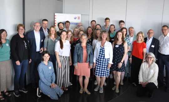 Gruppenfoto 17. Sitzung Runder Tisch
