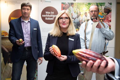 Ausstellung rund um das Thema Kakao im Landratsamt Marburg-Cappel © offenblende.de