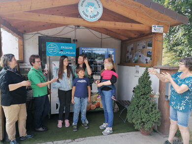 Zu einer Hofführung auf dem Seehof bei Lorsch luden die Landfrauen ein © ifok GmbH