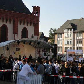 Aktion "Hessen ist bund" auf dem Frankfurter Römer