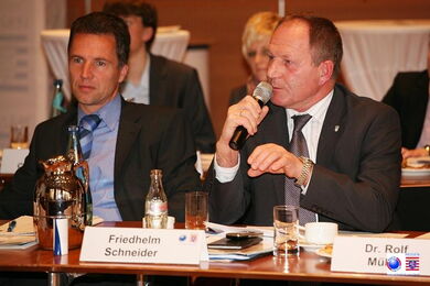 Friedhelm Schneider meldet sich zu Wort