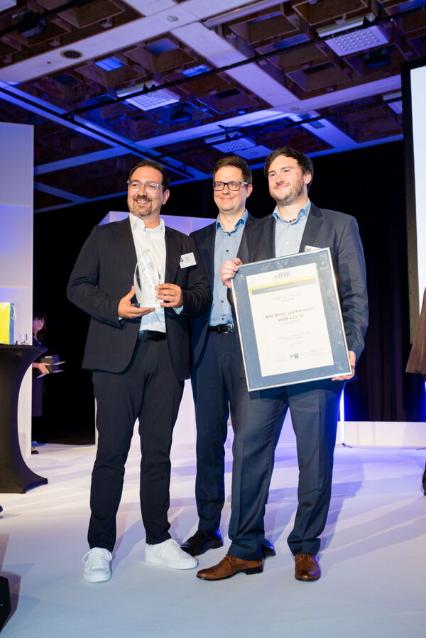 Gewinner bestes Industrieunternehmen 2022, Preisfoto